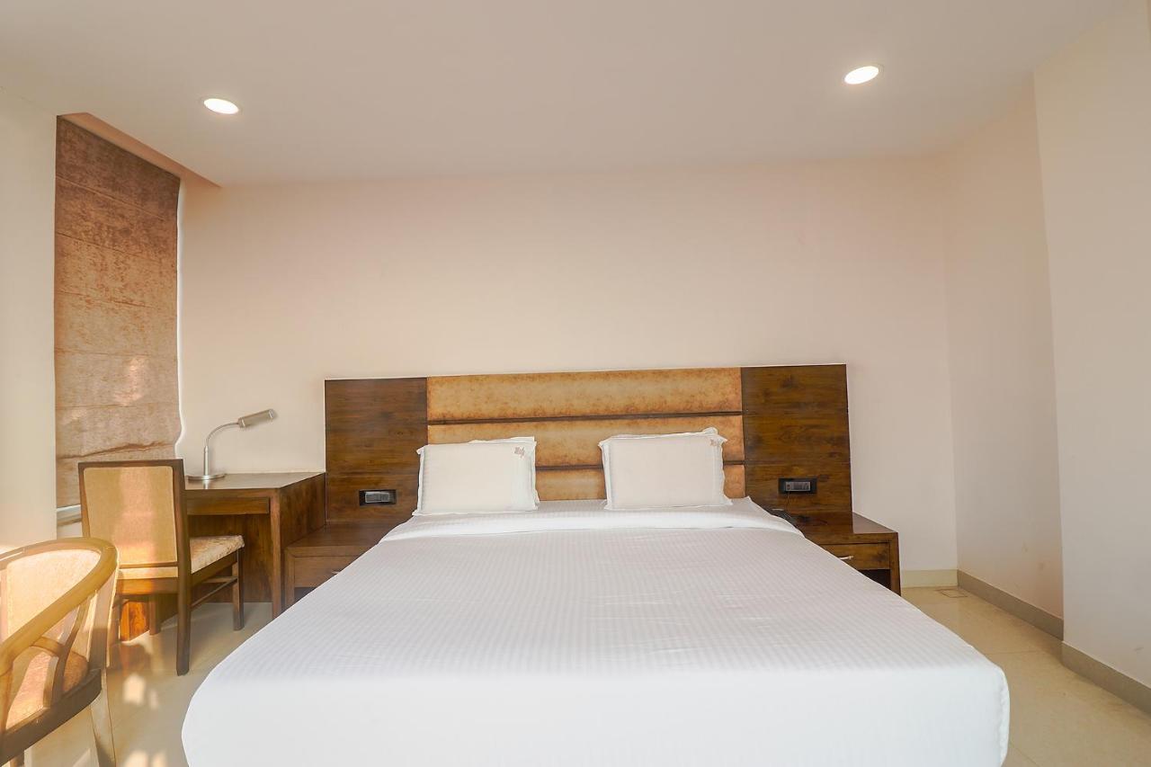 Fabhotel Mid Town Grand Panchkula Dış mekan fotoğraf
